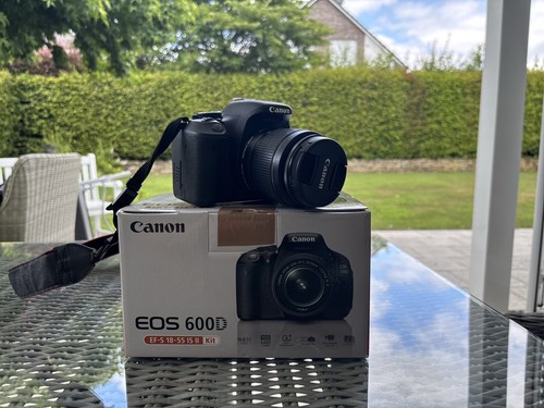 Fotocamera canon eos - 600d, con